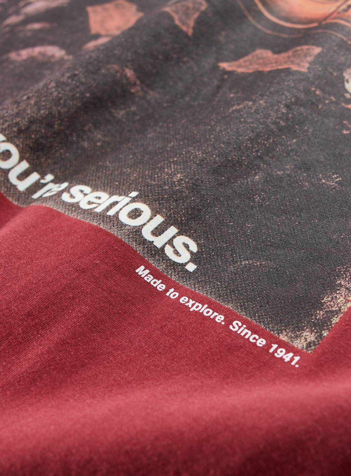 Dark Red Jeep Graphic T-Shirt S - Image 3